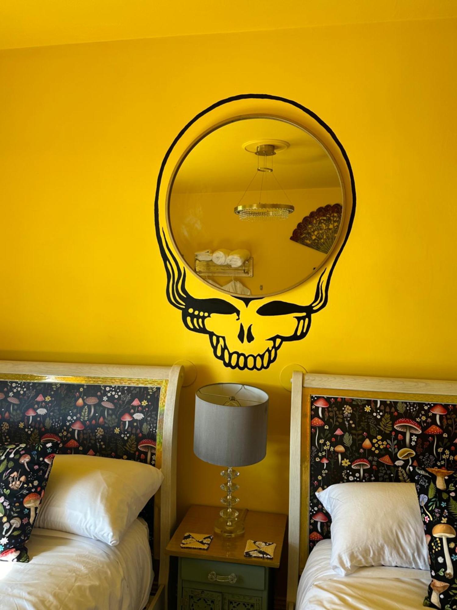Grateful Dreams Lodging Arcata Extérieur photo